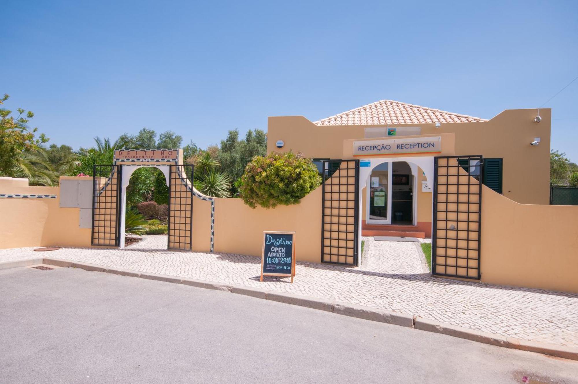 Jardim Da Meia Praia Resort ラゴス エクステリア 写真